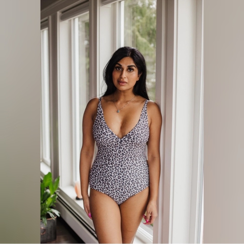 Current Tyed Med “shae” Leopard Print One-Piece Swimsuit - Black brown & Cream - Picture 6 of 7
